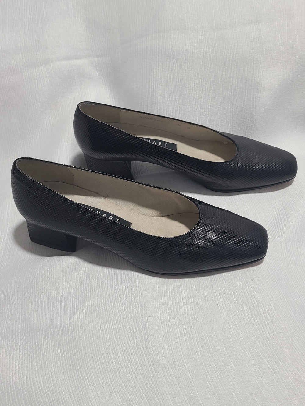 Stuart Weitzman Black Textured Low Block Heel Pump Size 5